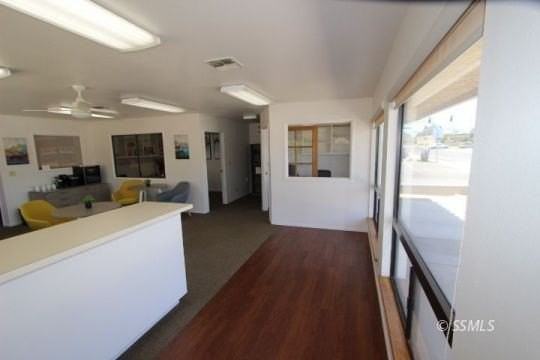 425 W Drummond Ave - Photo 3 of 24
