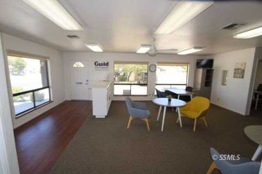 425 W Drummond Ave - Photo 6 of 24