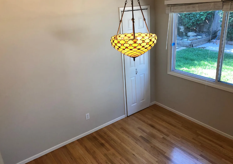 4717 Greenbrier Avenue - Photo 7 of 10