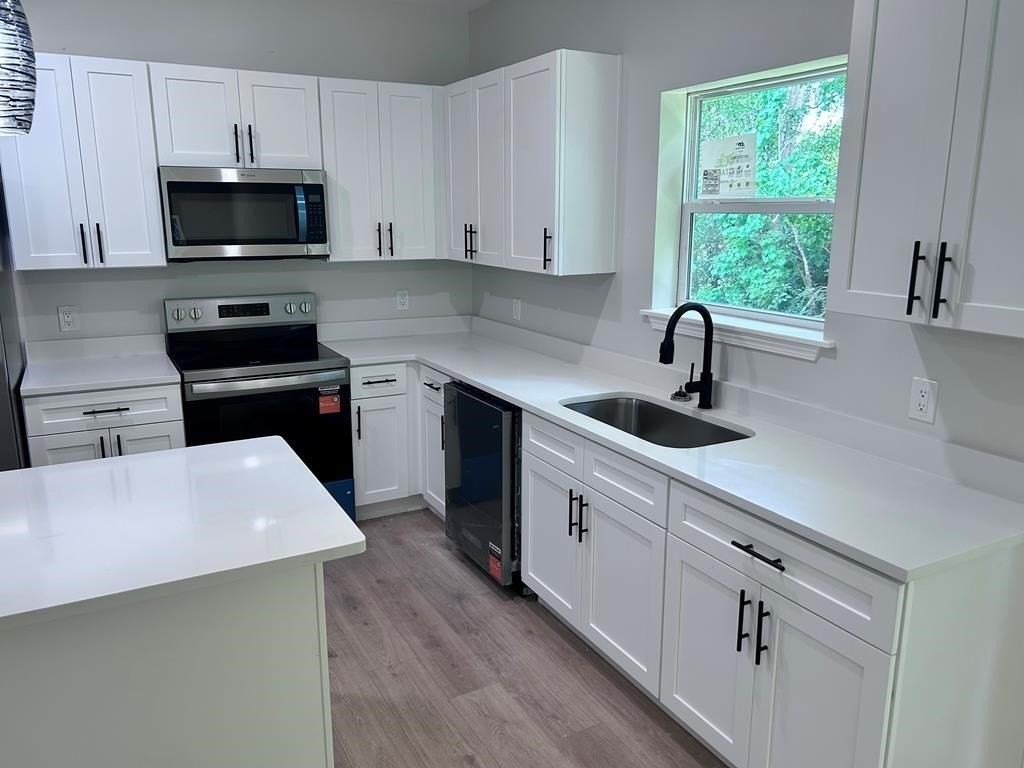 169 S Parker St - Photo 3 of 18