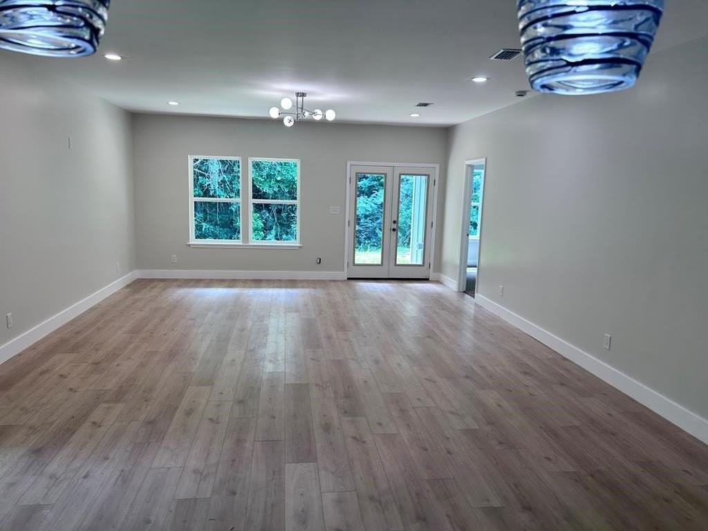 169 S Parker St - Photo 5 of 18