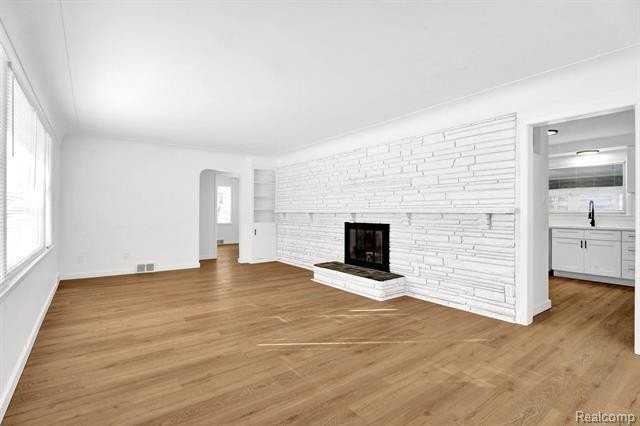 2580 Walnut Lake Rd - Photo 3 of 22