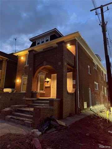 3726 Tyler St - Photo 2 of 19