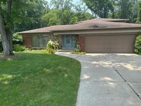 24915 Lakeland St - Photo 1 of 1