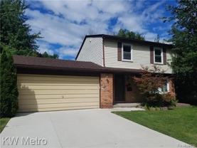 311 Woodlawn Ave - Photo 1 of 1
