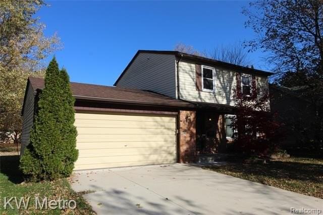 311 Woodlawn Ave - Photo 4 of 18