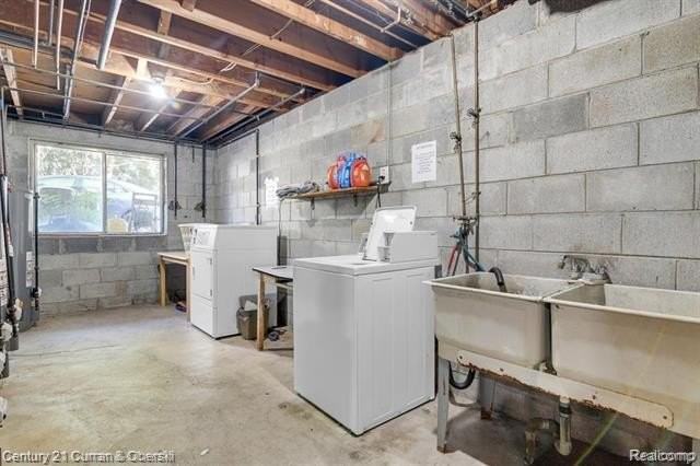 2753 10th St #5 - Photo 3 of 9