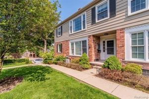 featured image of 551 N Old Woodward Ave