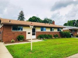 featured image of 38022 Lyndon St