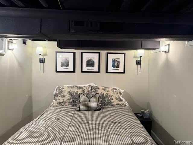 1510 Chapin Ave - Photo 5 of 19