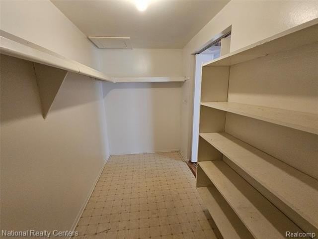 29576 City Center Dr #4 - Photo 7 of 15