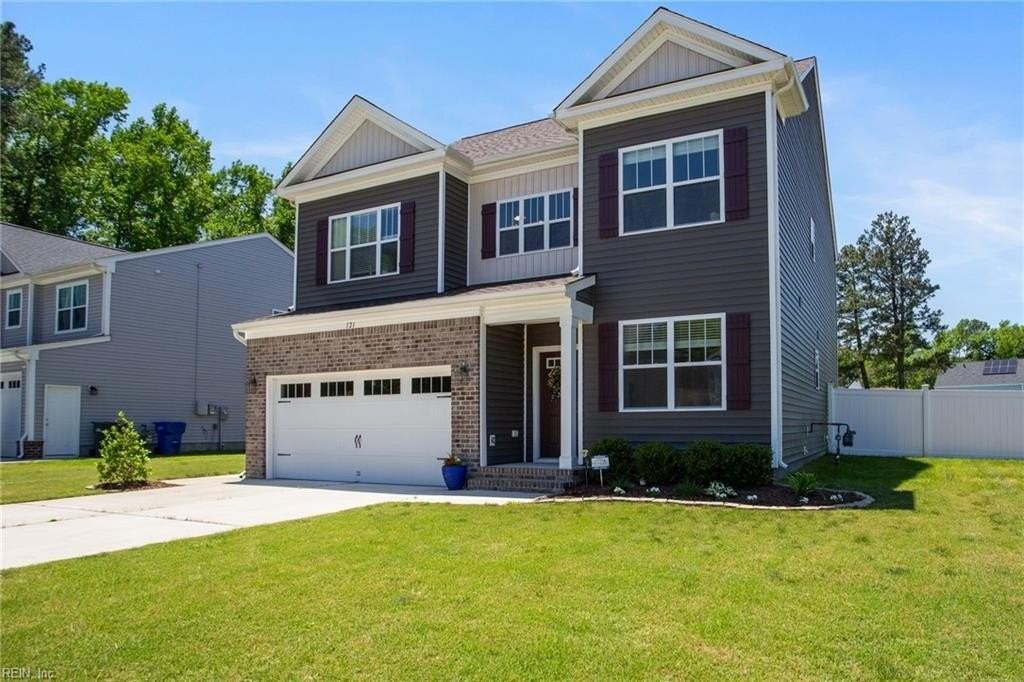 121 Bellflower Ln - Photo 2 of 31