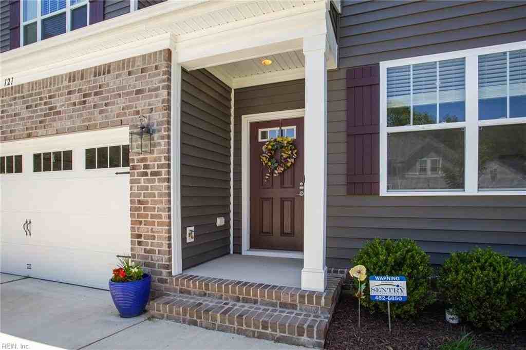 121 Bellflower Ln - Photo 5 of 31
