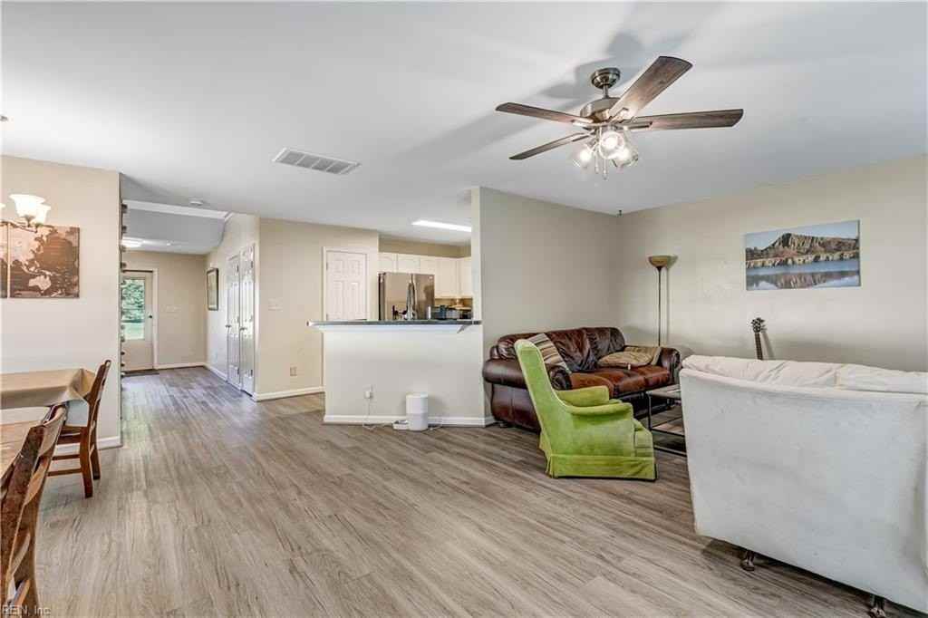 103 Mosel Ct - Photo 6 of 20