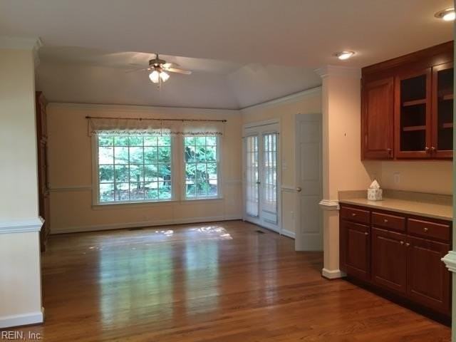 112 Harbour Town - Photo 6 of 18