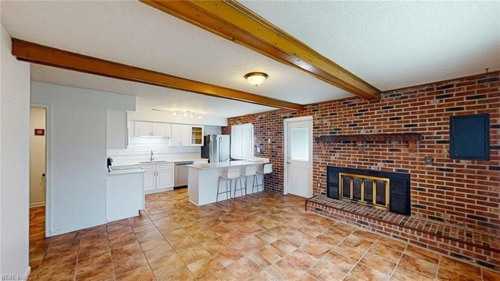 4507 Sir Johns Ln - Photo 3 of 31