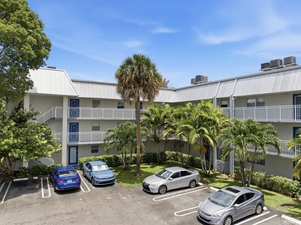 3000 Riverside Dr #201-1