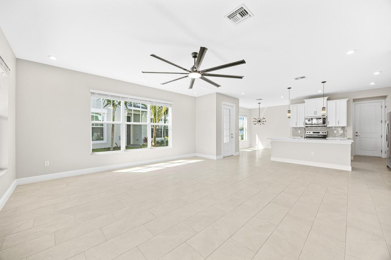 3552 Nw Solange Ct #0 - Photo 6 of 43