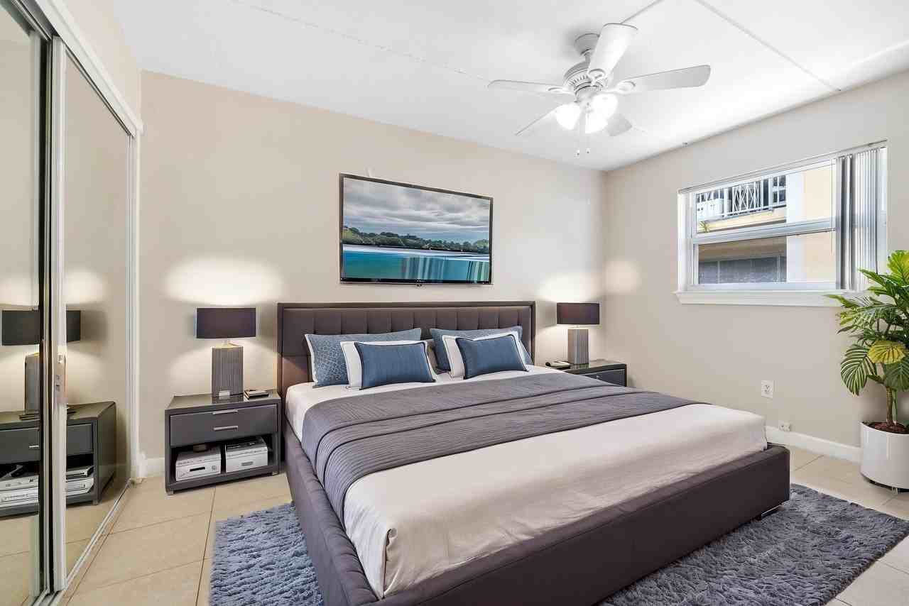 510 Prosperity Farms Rd #4B - Photo 7 of 35