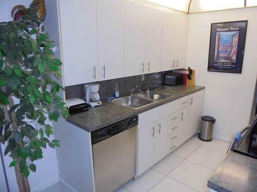 3069 Yarmouth D #3069 - Photo 2 of 16