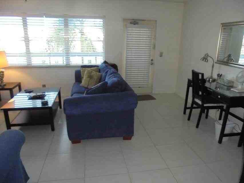 3069 Yarmouth D #3069 - Photo 4 of 16