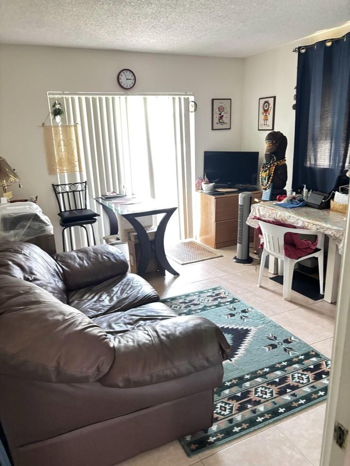 310 Piedmont G - Photo 2 of 21