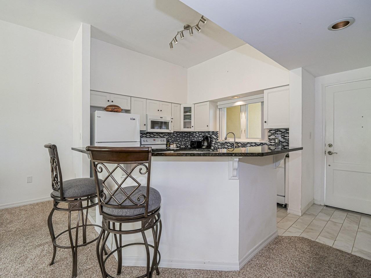 5025 Harmony Cir #202 - Photo 5 of 28