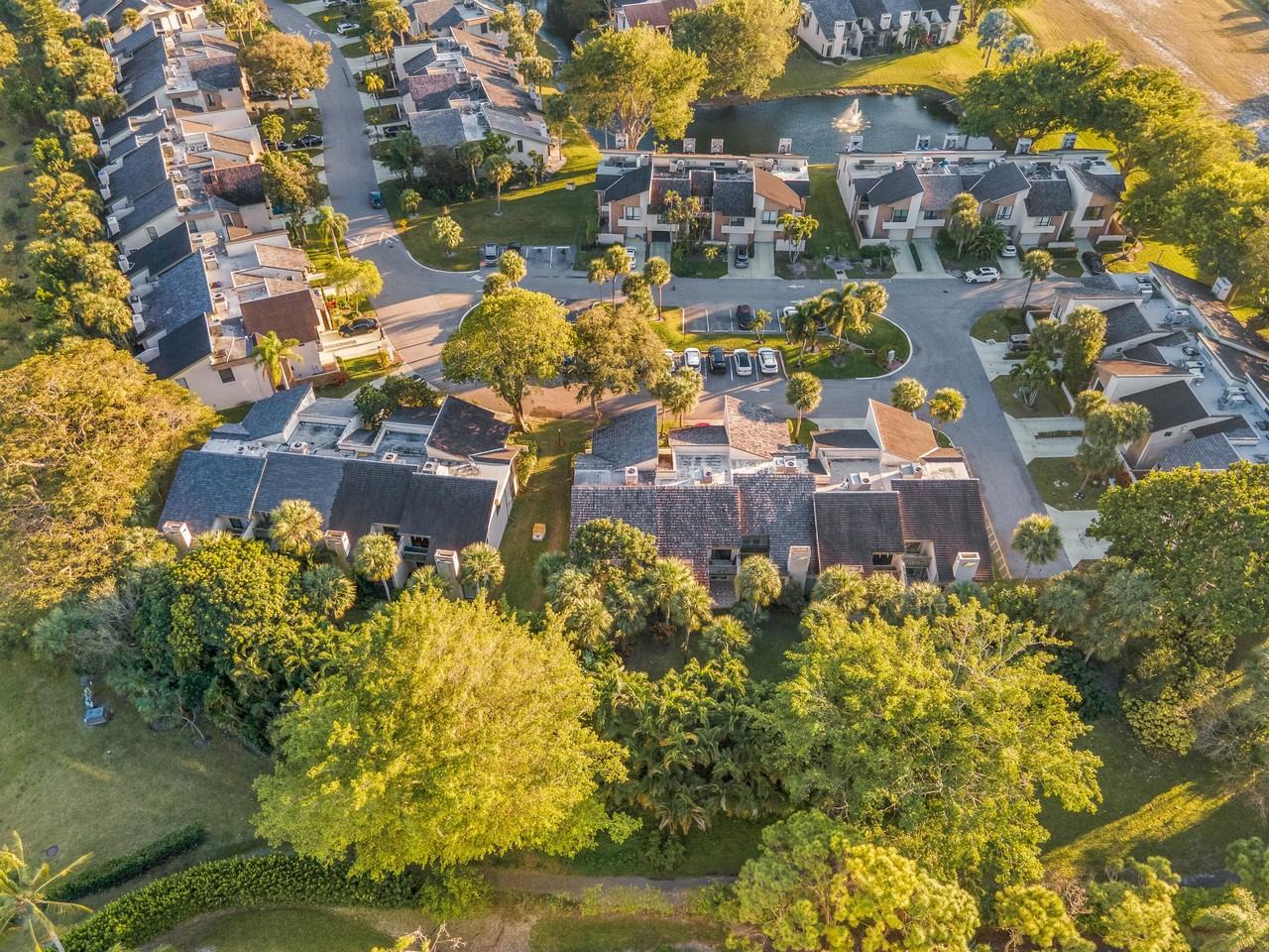 22860 Ironwedge Dr - Photo 2 of 50