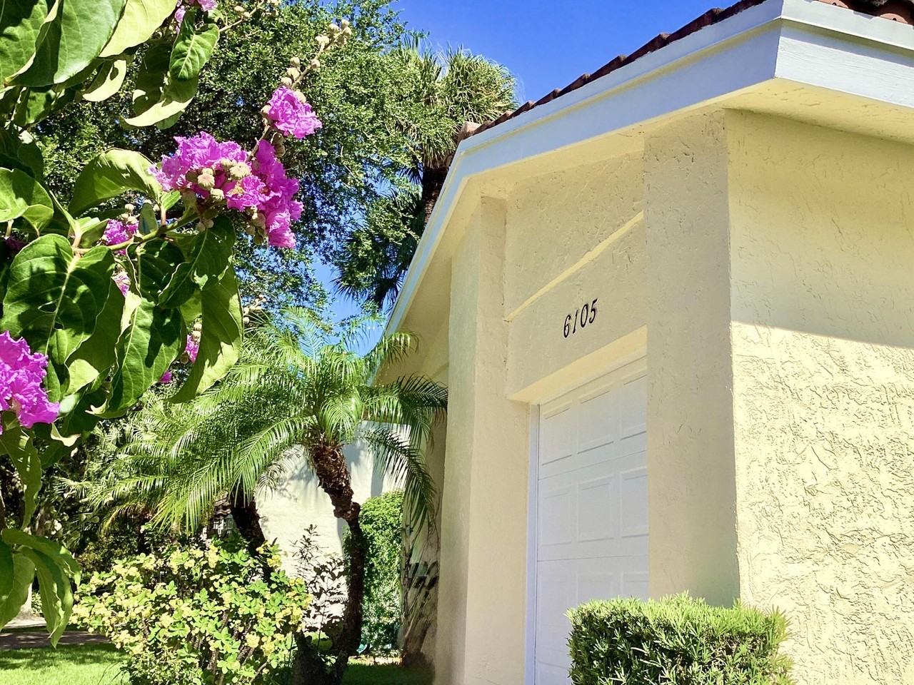 6105 Via Laguna Ln - Photo 6 of 50