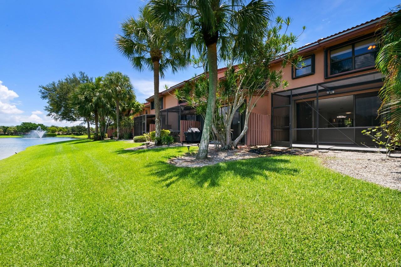 10691 Nw 14th St #257 - Photo 7 of 15