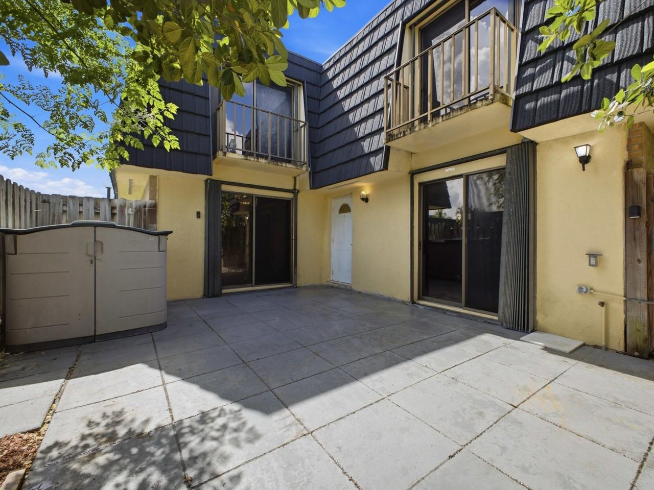 105 Woodland Rd - Photo 4 of 44