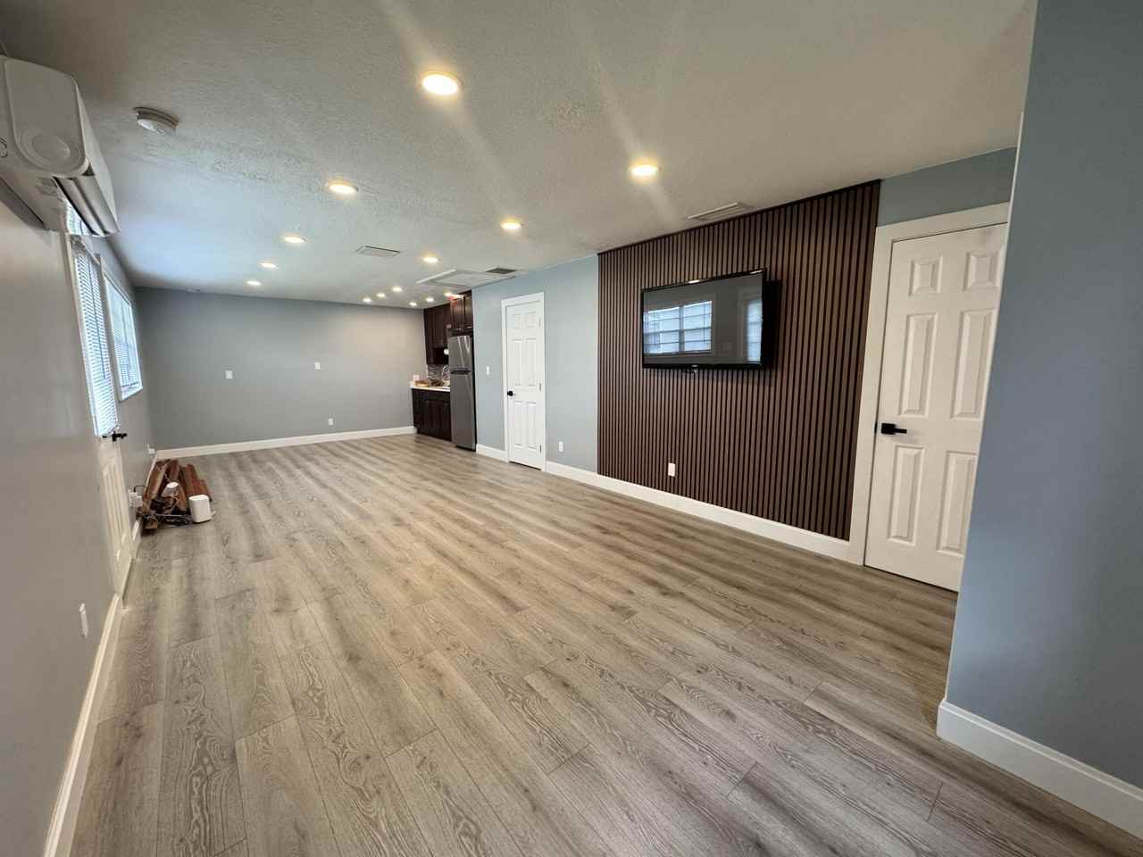 2058 Se Watercrest St - Photo 4 of 9
