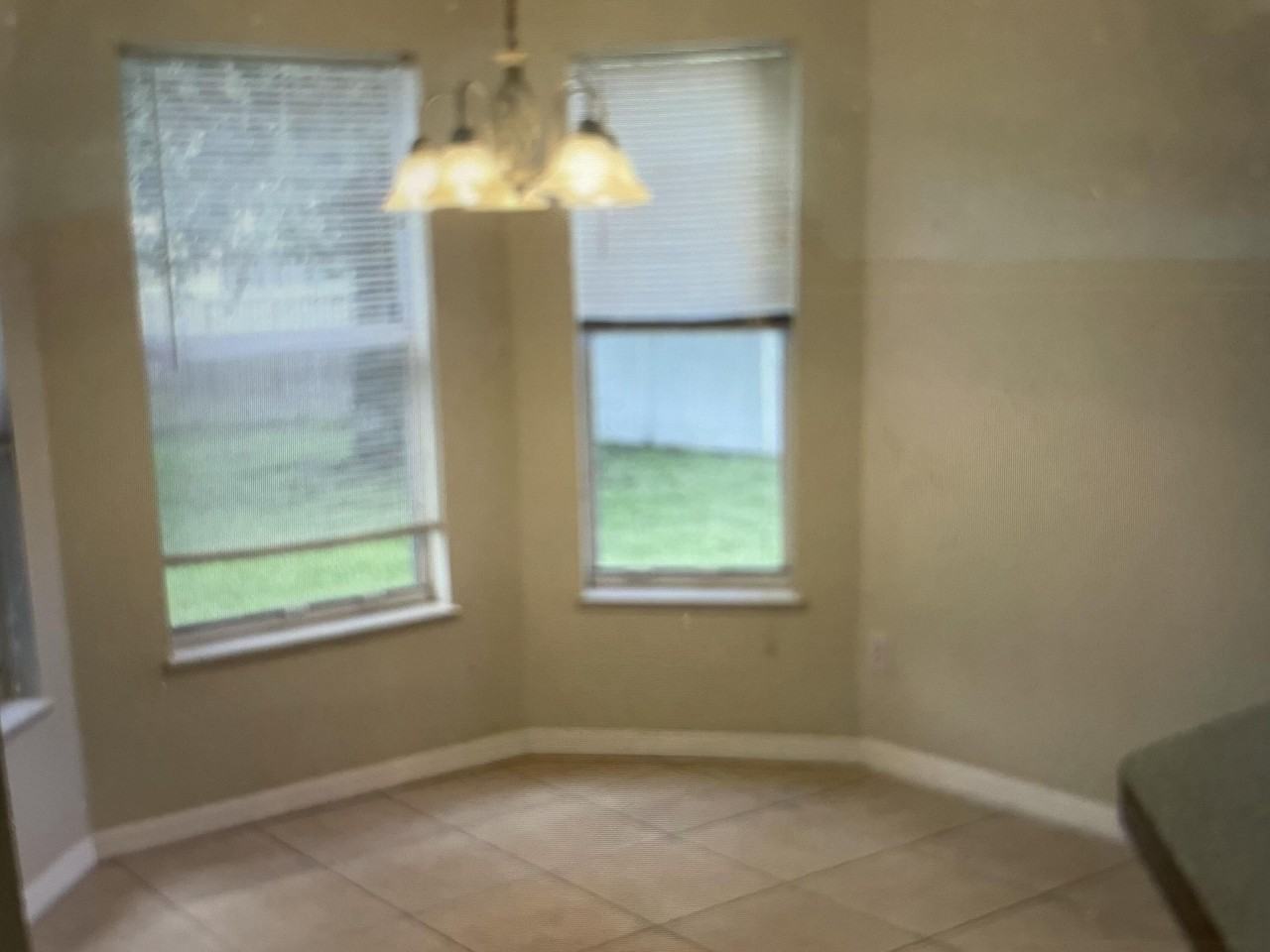 435 Sw Lakota Ave - Photo 4 of 11