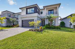 8270 Essex Country Club Dr - Photo 1 of 1