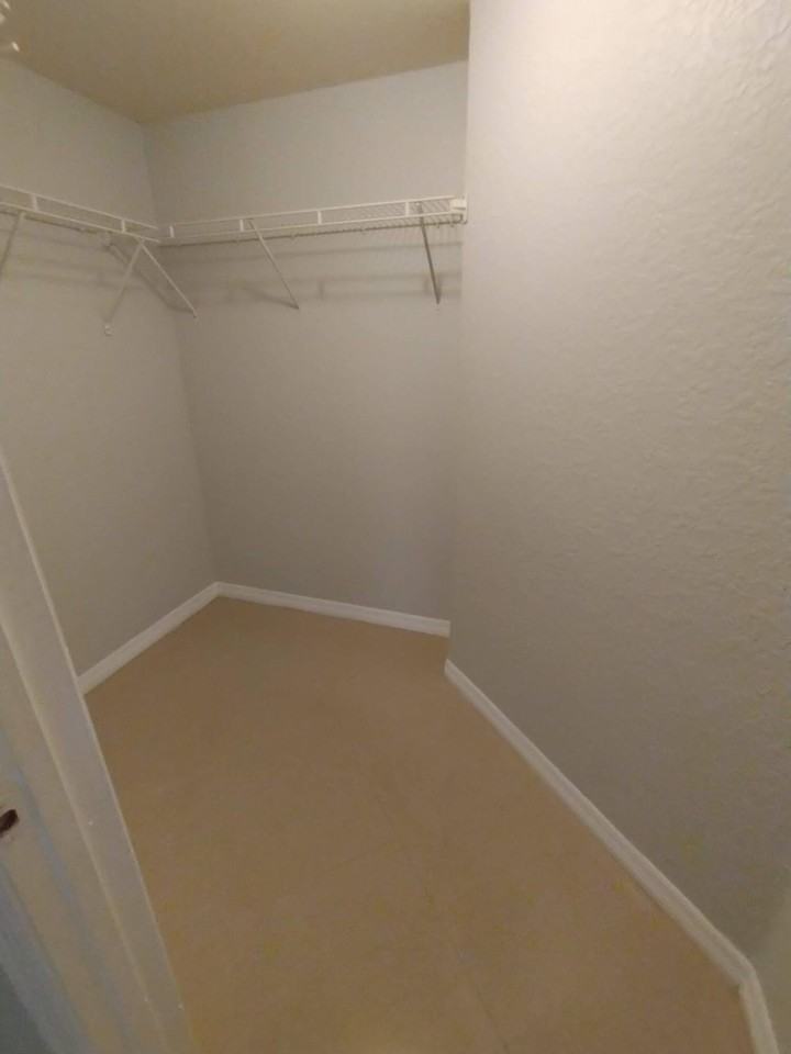 2307 Belmont Ln #2307 - Photo 7 of 13