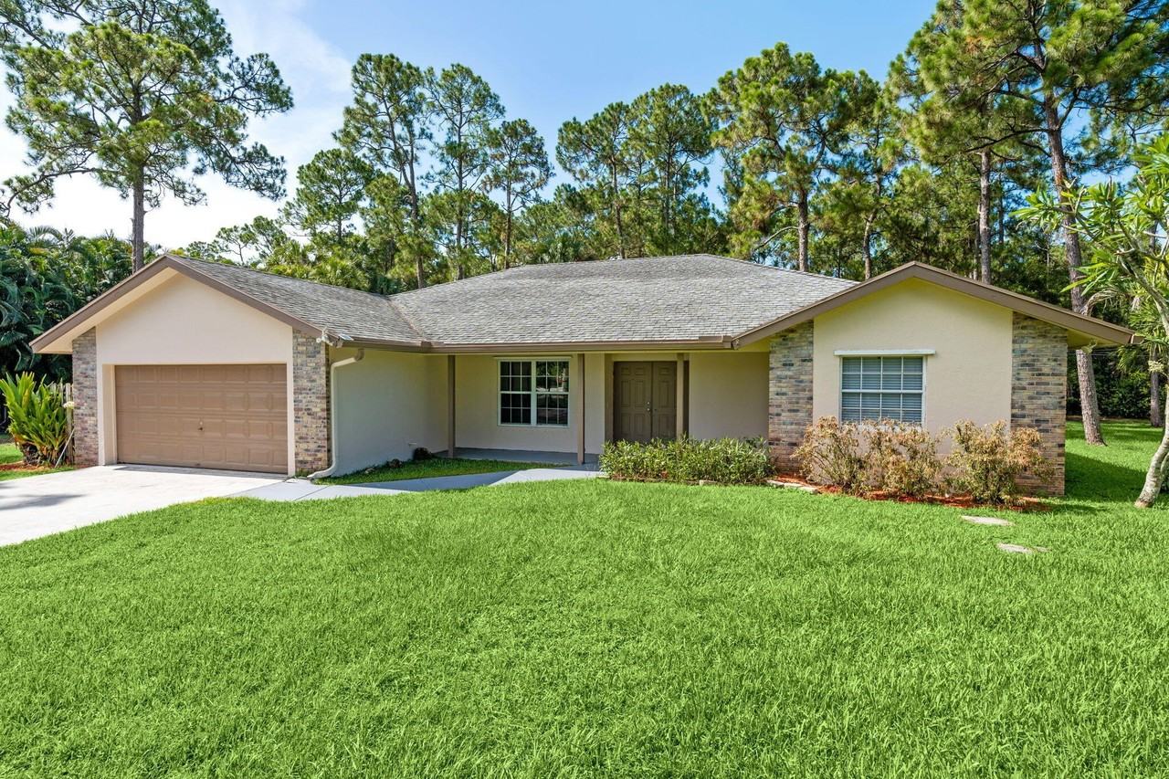 16628 Valencia Blvd - Photo 3 of 40