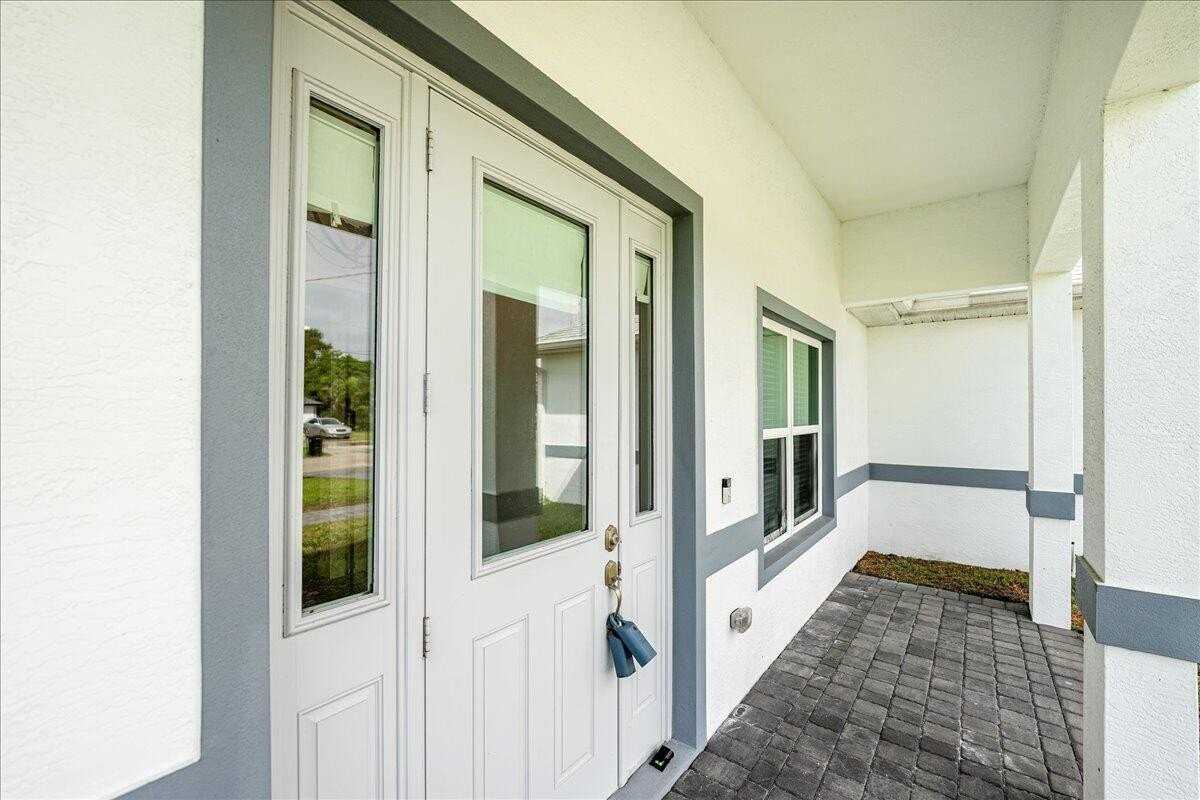 5362 Nw Akbar Ter - Photo 5 of 45