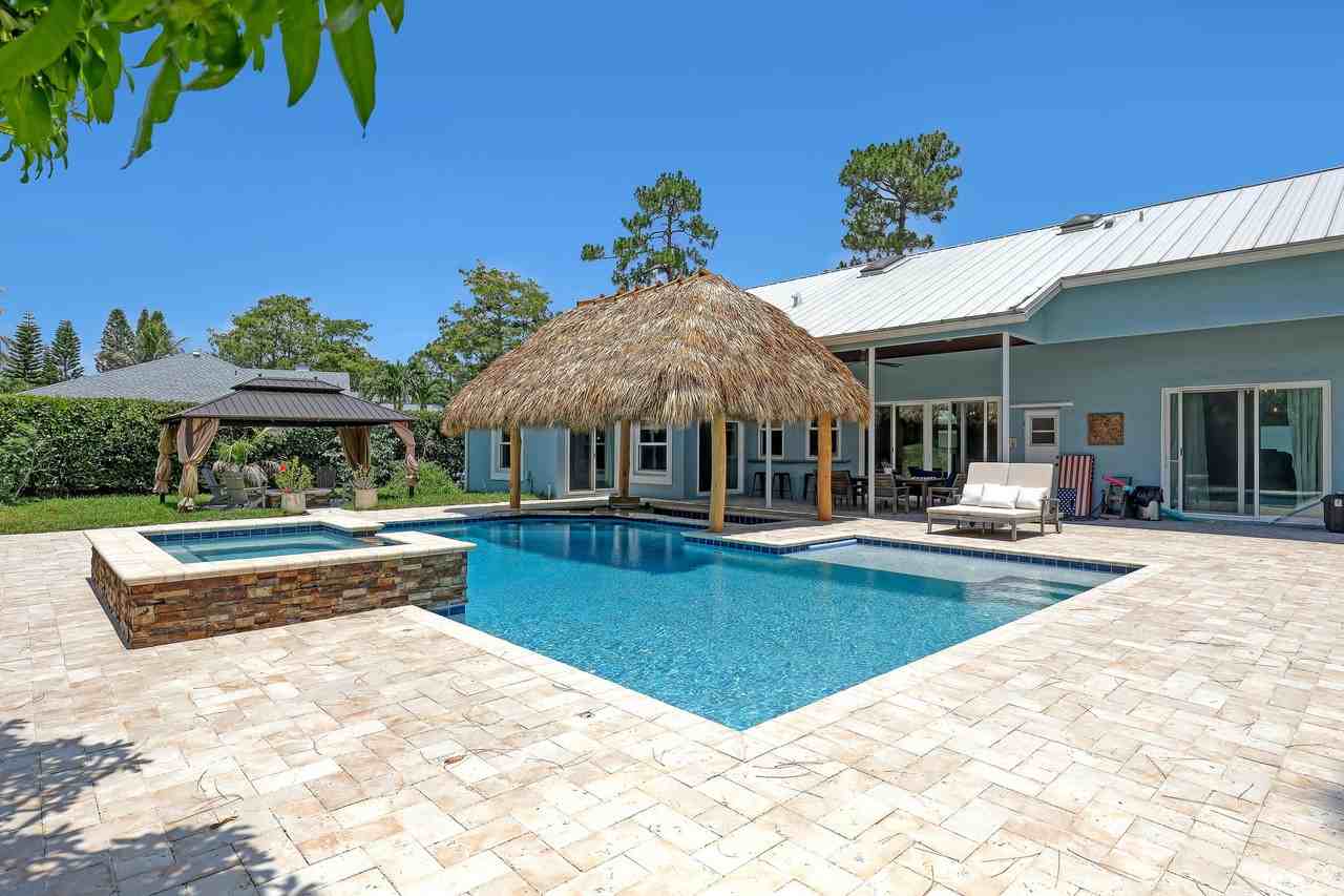 12925 Saint Davids Ct - Photo 7 of 40