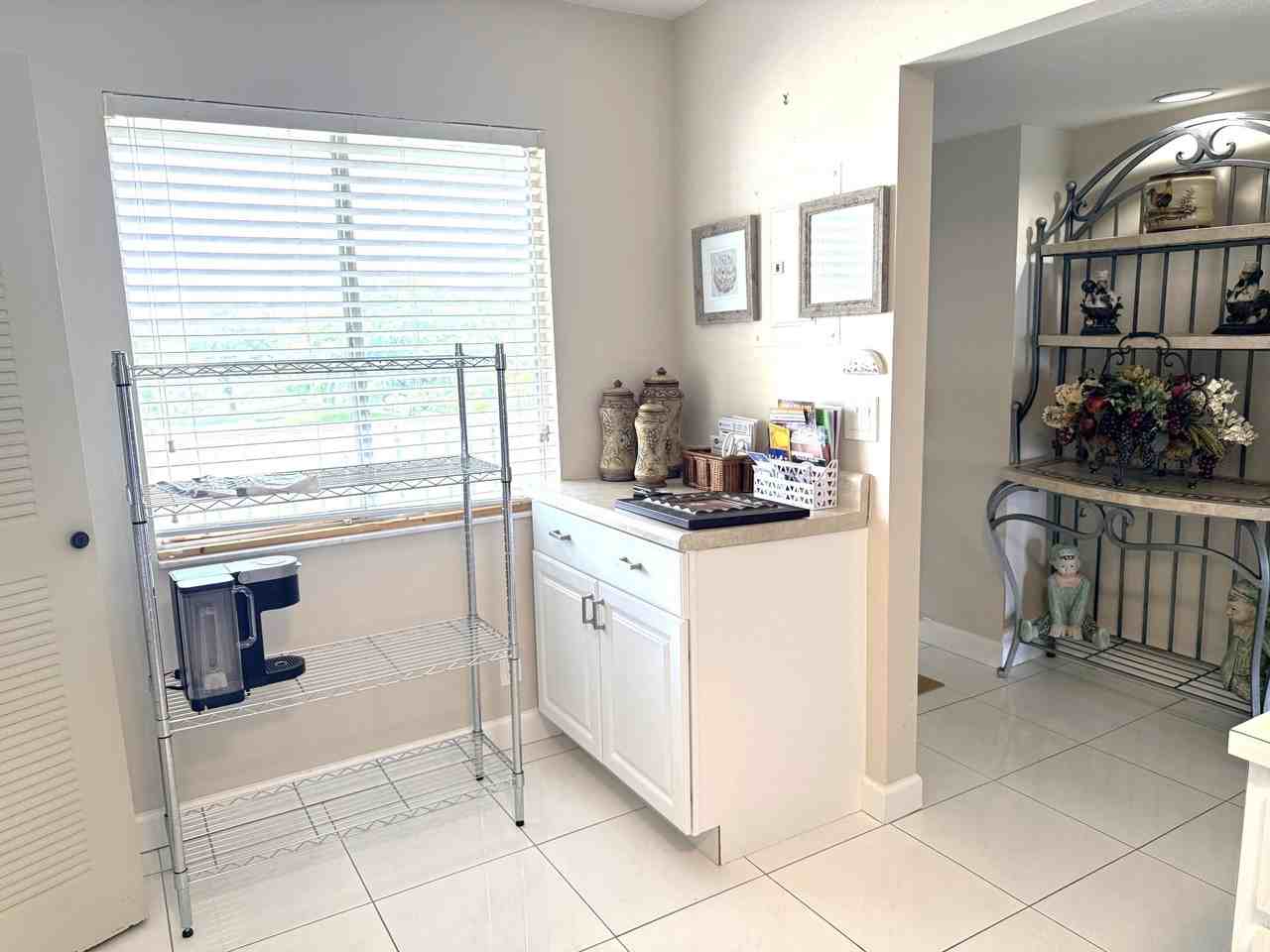 7146 Huntington Ln #403 - Photo 5 of 44