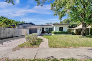 807 Sw 18th St - Photo 1 of 1
