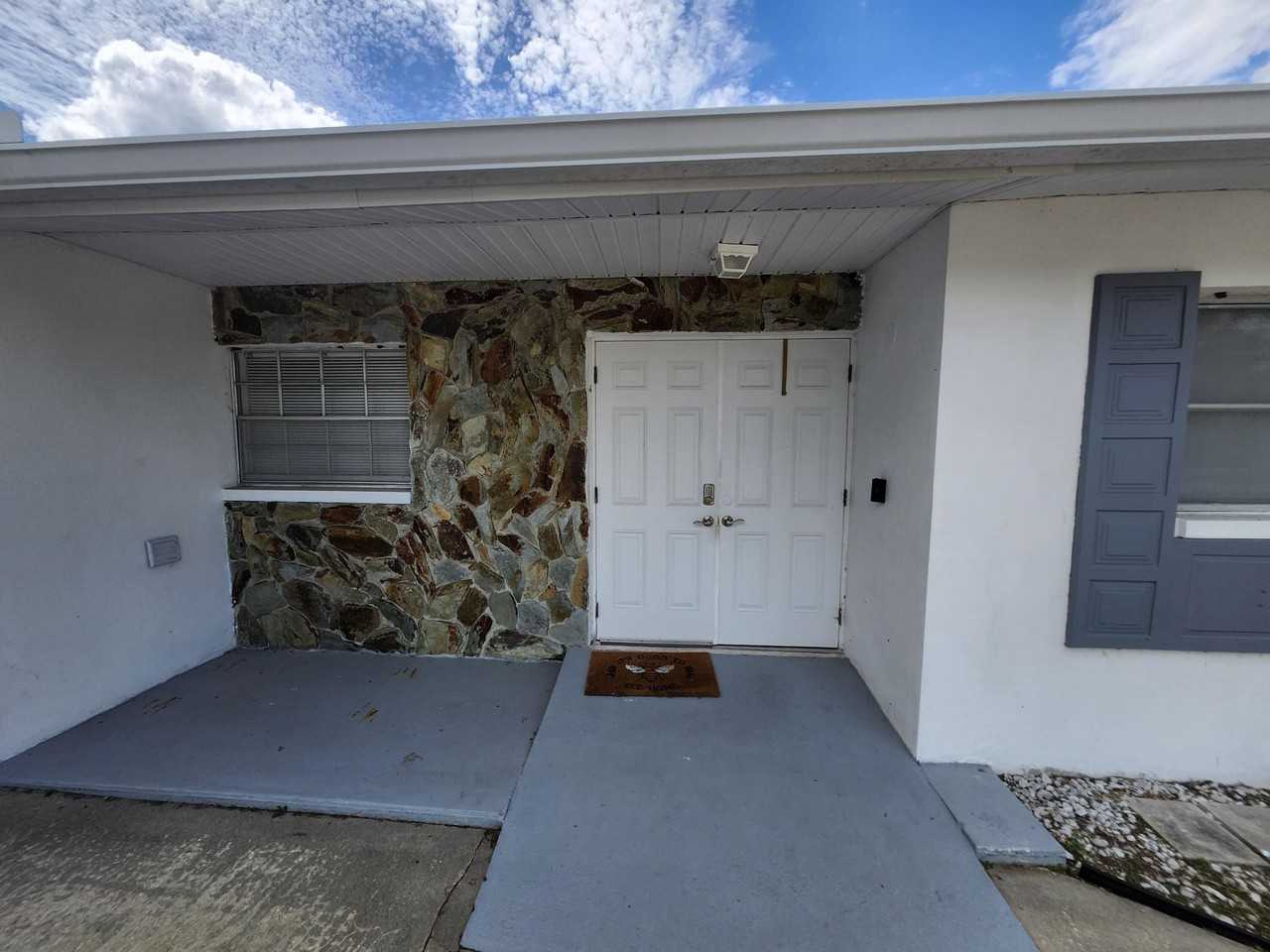2521 Tomoka Ave - Photo 5 of 26