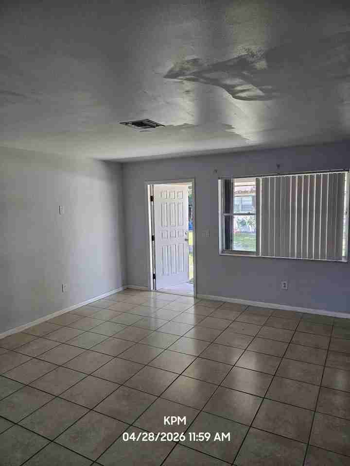 1016 Mcintosh St - Photo 7 of 11