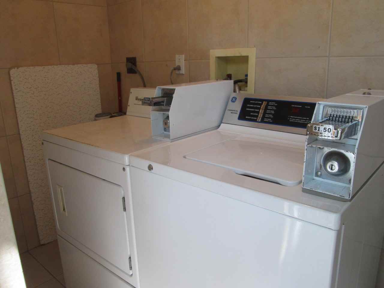 405 N Cypress Dr #8 - Photo 3 of 14
