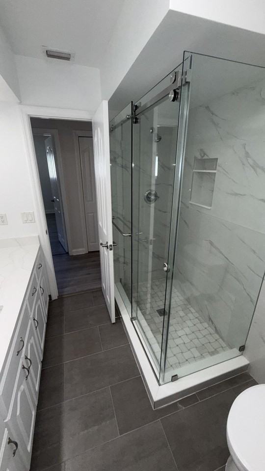 4755 Ne 23rd Ave - Photo 6 of 17