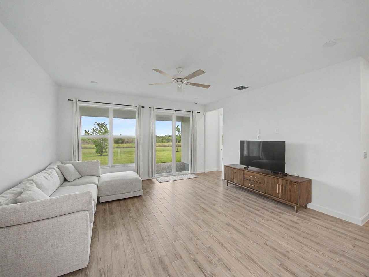 9140 Sw Remy Ln - Photo 7 of 16