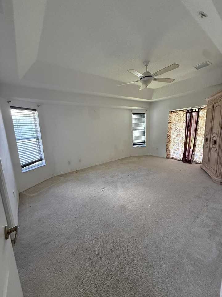 3419 Sw Galeti St - Photo 7 of 15