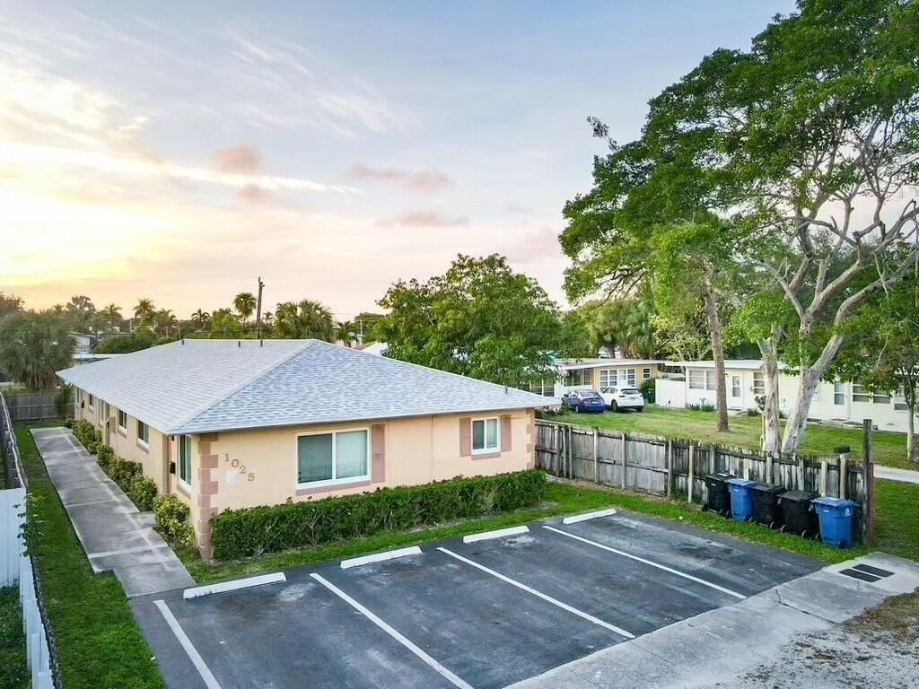 1025 Ne 17th Ave #1
