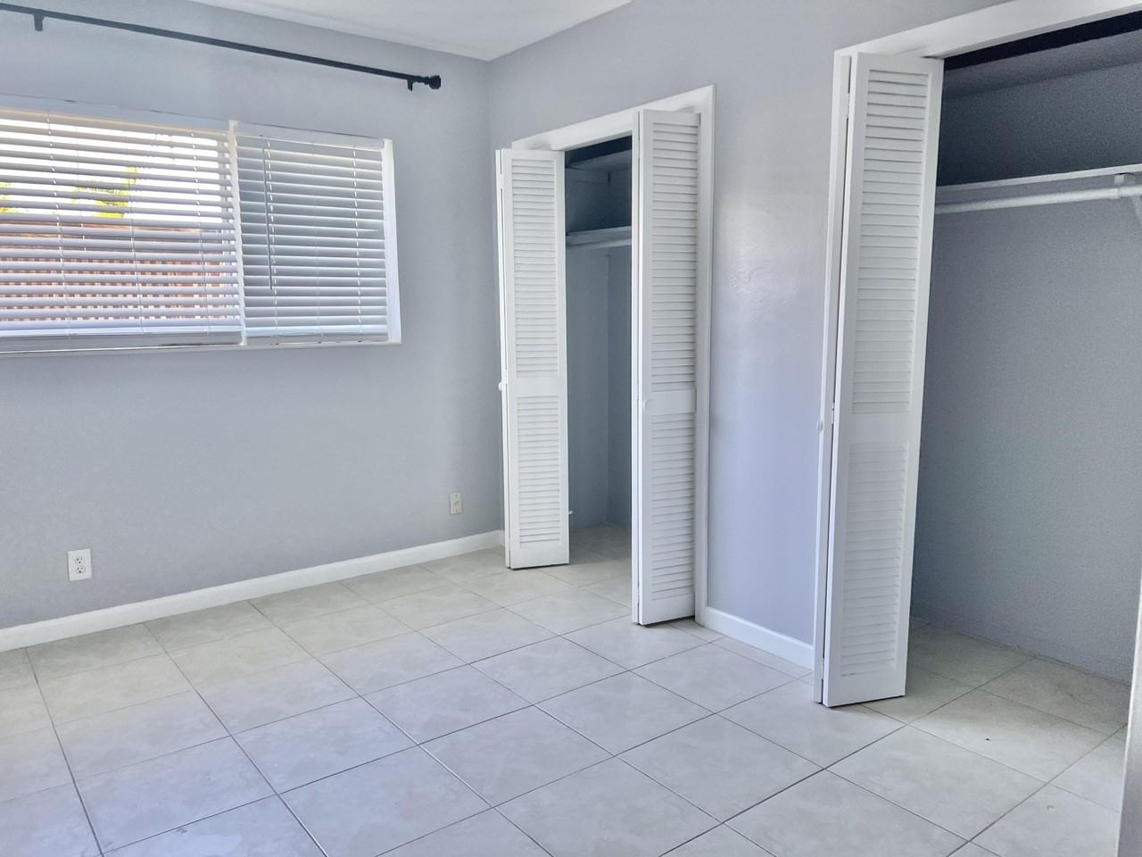 2309 S Federal Hwy #10 - Photo 5 of 15