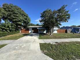 2550 Ne 7th Ter - Photo 1 of 1