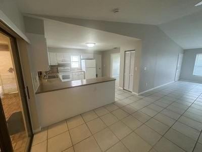10369 Nw 29th St - Photo 2 of 17